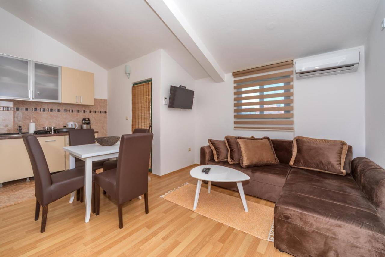 Apartman Sara バール エクステリア 写真